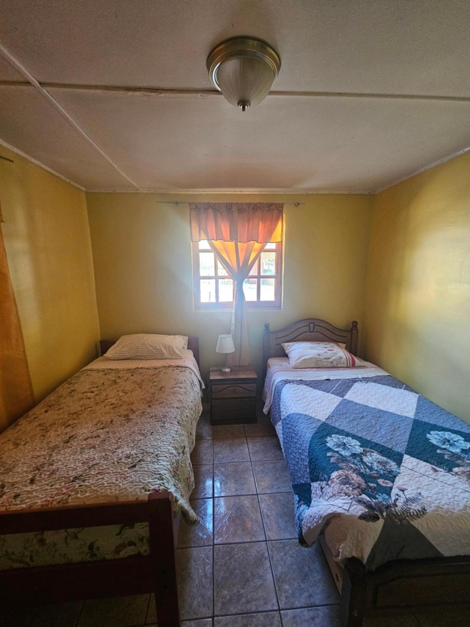 Hostal Casa Los Duendes ซานเปโดร เด อาตากามา ภายนอก รูปภาพ